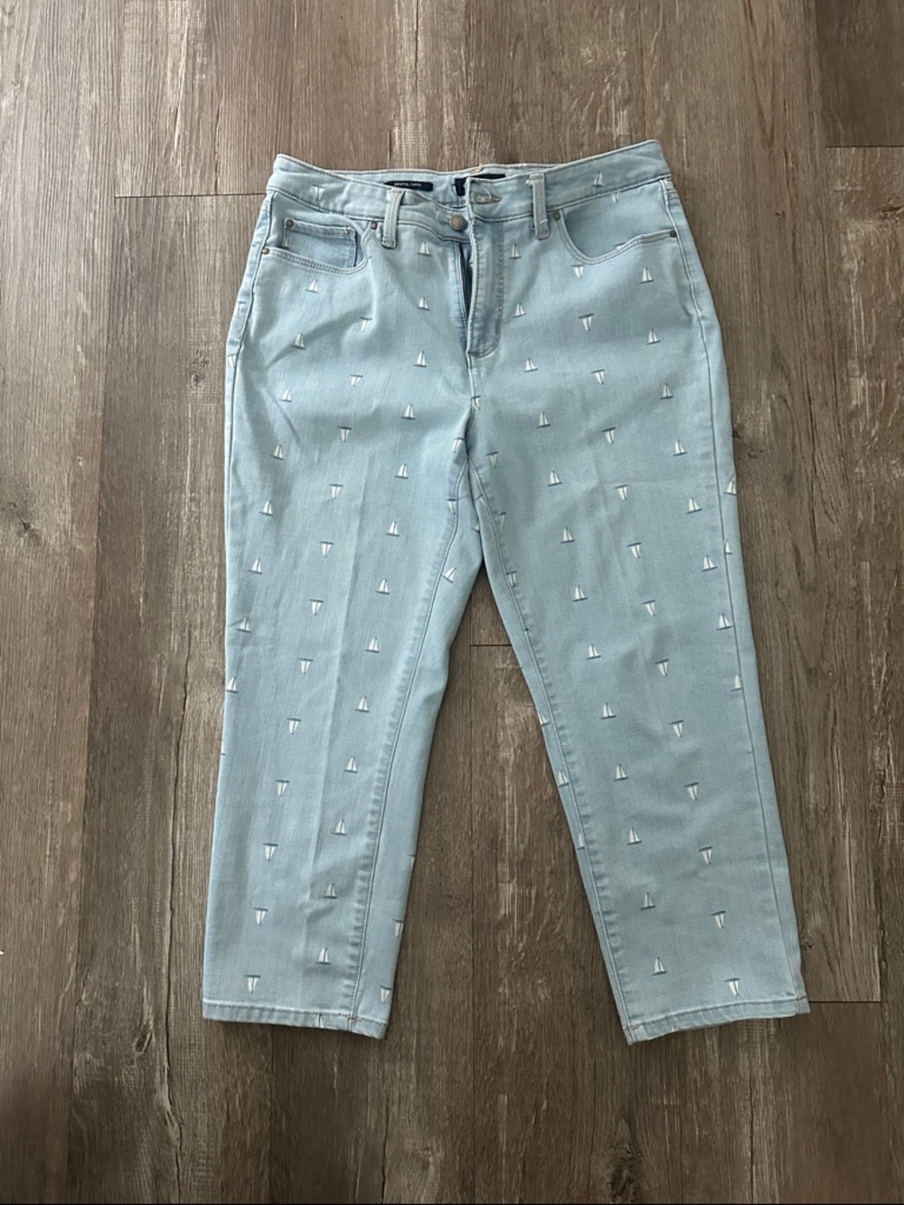 Charter Club Light Blue Cropped Jeans with White Sailboat Graphics